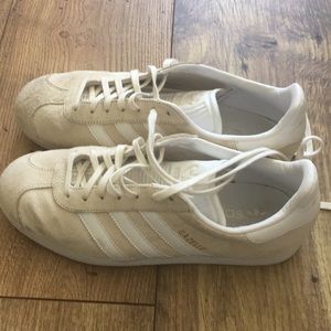 Adidas suede tennis shoes. Slightly worn